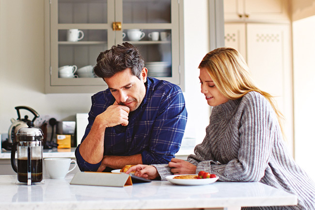 Lifetime ISA customers in the kitchen looking for their first home